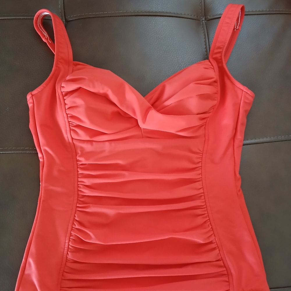 MIRACLESUIT Women's Trimshaper Averi‎ Allover Control One- Piece Swimsuit - Picture 3 of 9